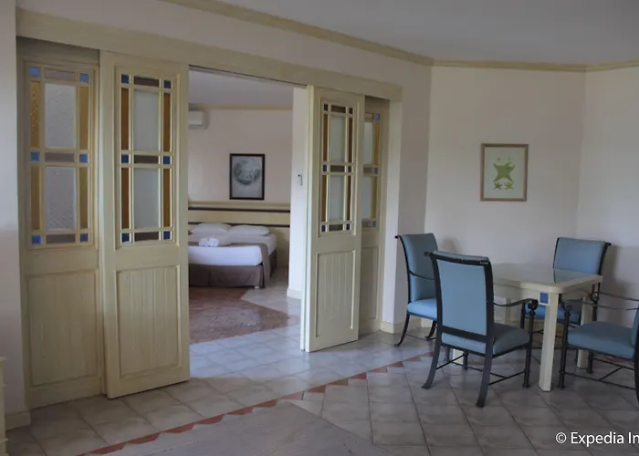 Club Morocco Resort And Country Club