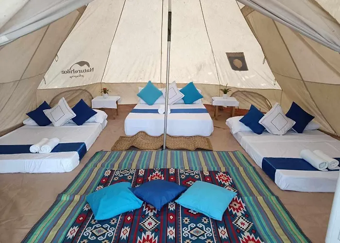 Puerto Silanguin Beach Resort